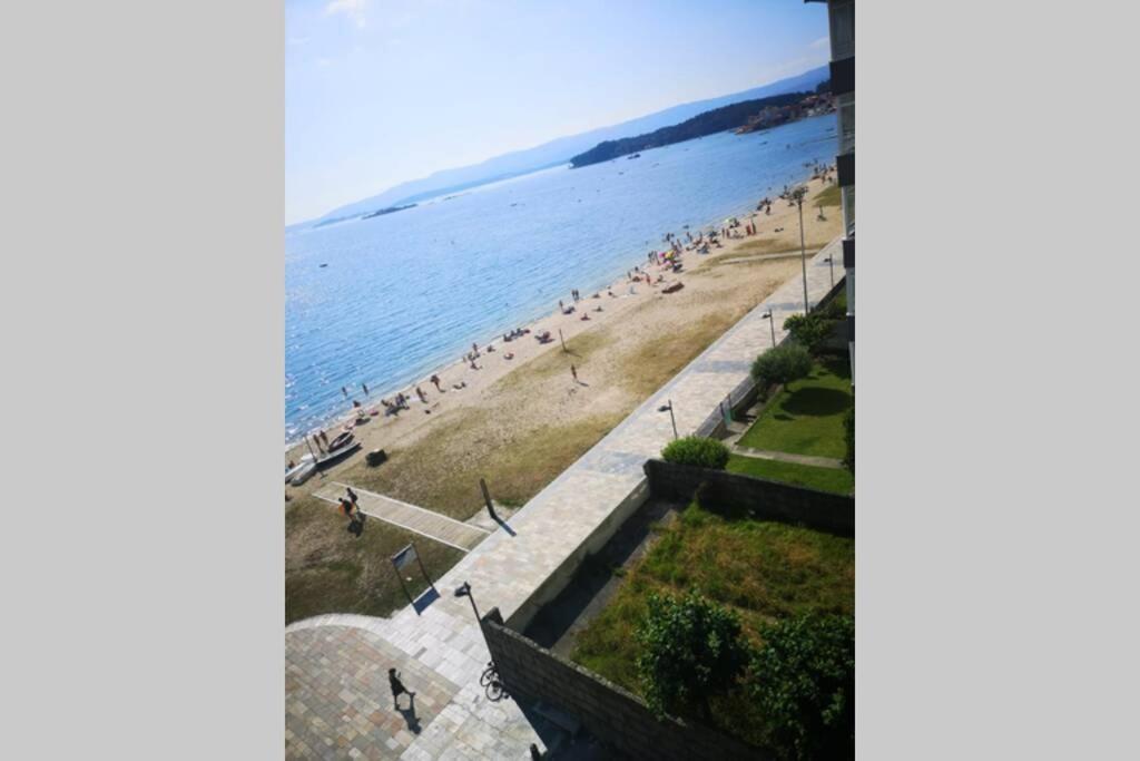Precioso Apartamento En Primera Linea De Playa ビラガルシーア・デ・アロウサ エクステリア 写真
